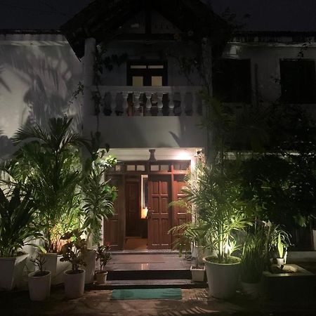Villa Nazuri W Caretaker カンドリム エクステリア 写真